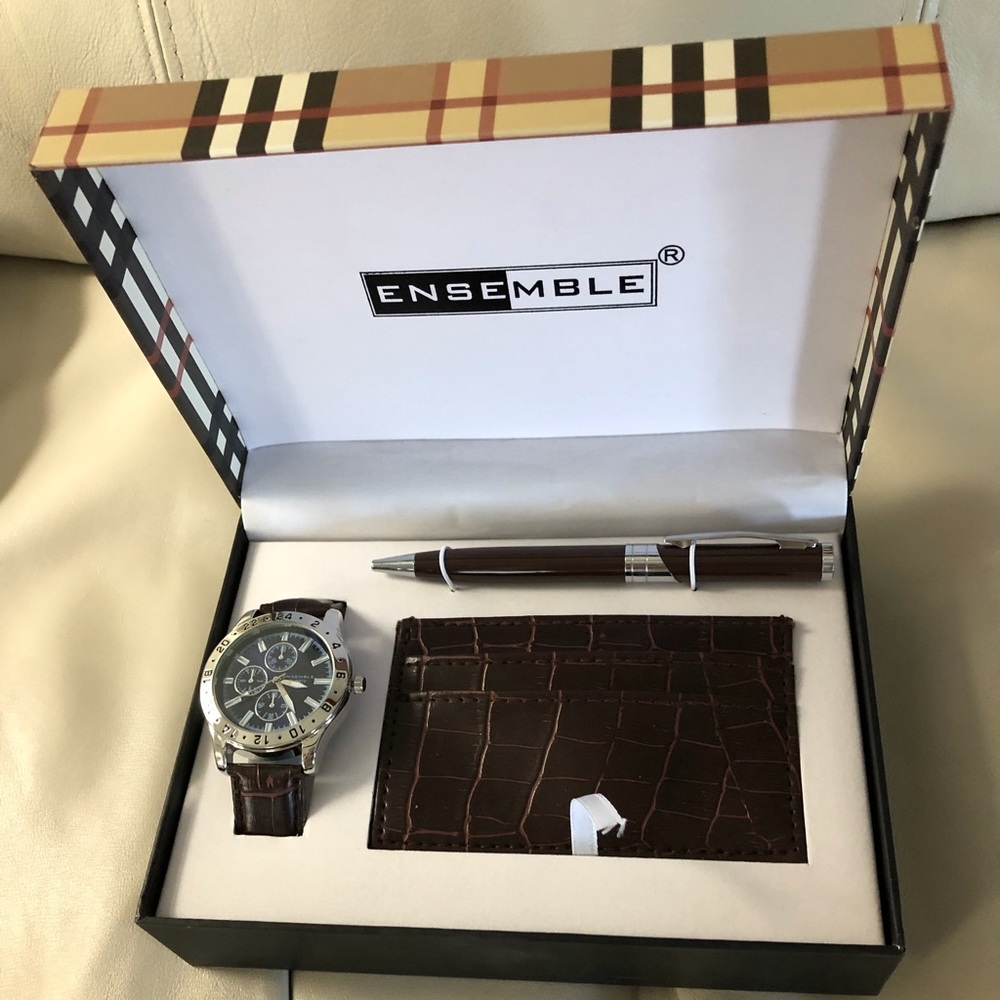 Ensemble Gift Set - Picture 2 of 2